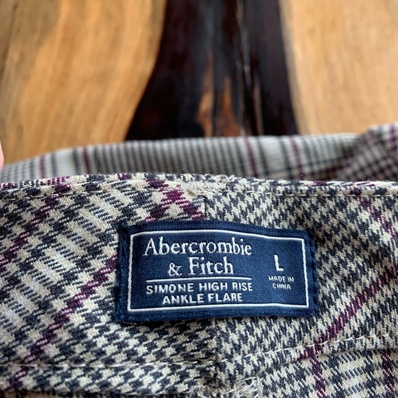 Abercrombie & Fitch Simone High Rise Pants - Picture 4 of 5